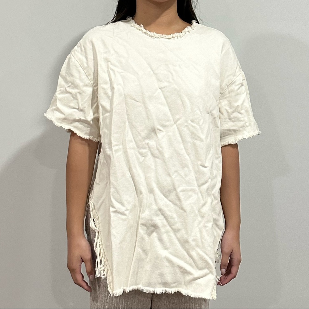 BDG Cream/White Top